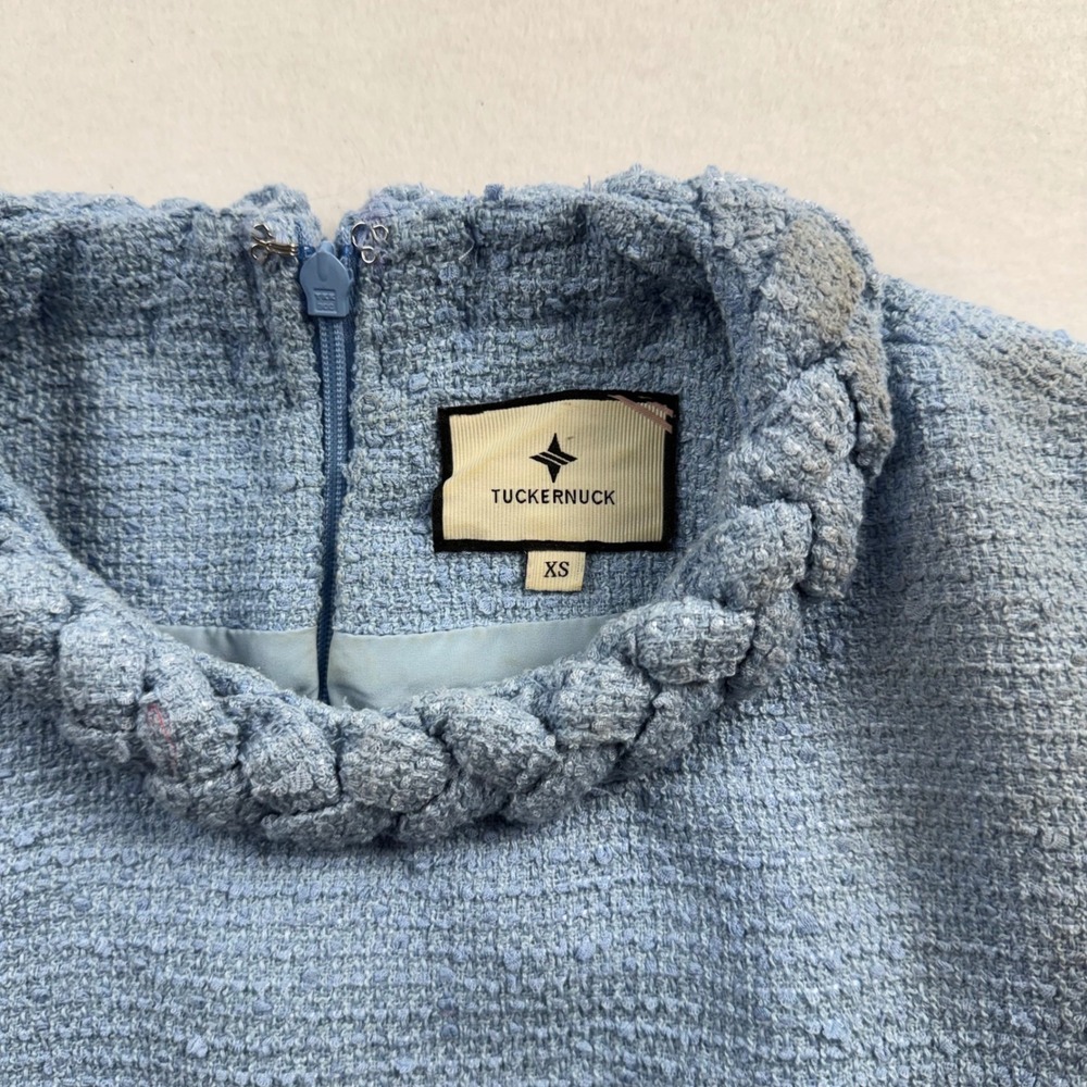 Tuckernuck Light Blue Tweed Braided Neckline Shift Dress Gold Buttons XS - Picture 3 of 6